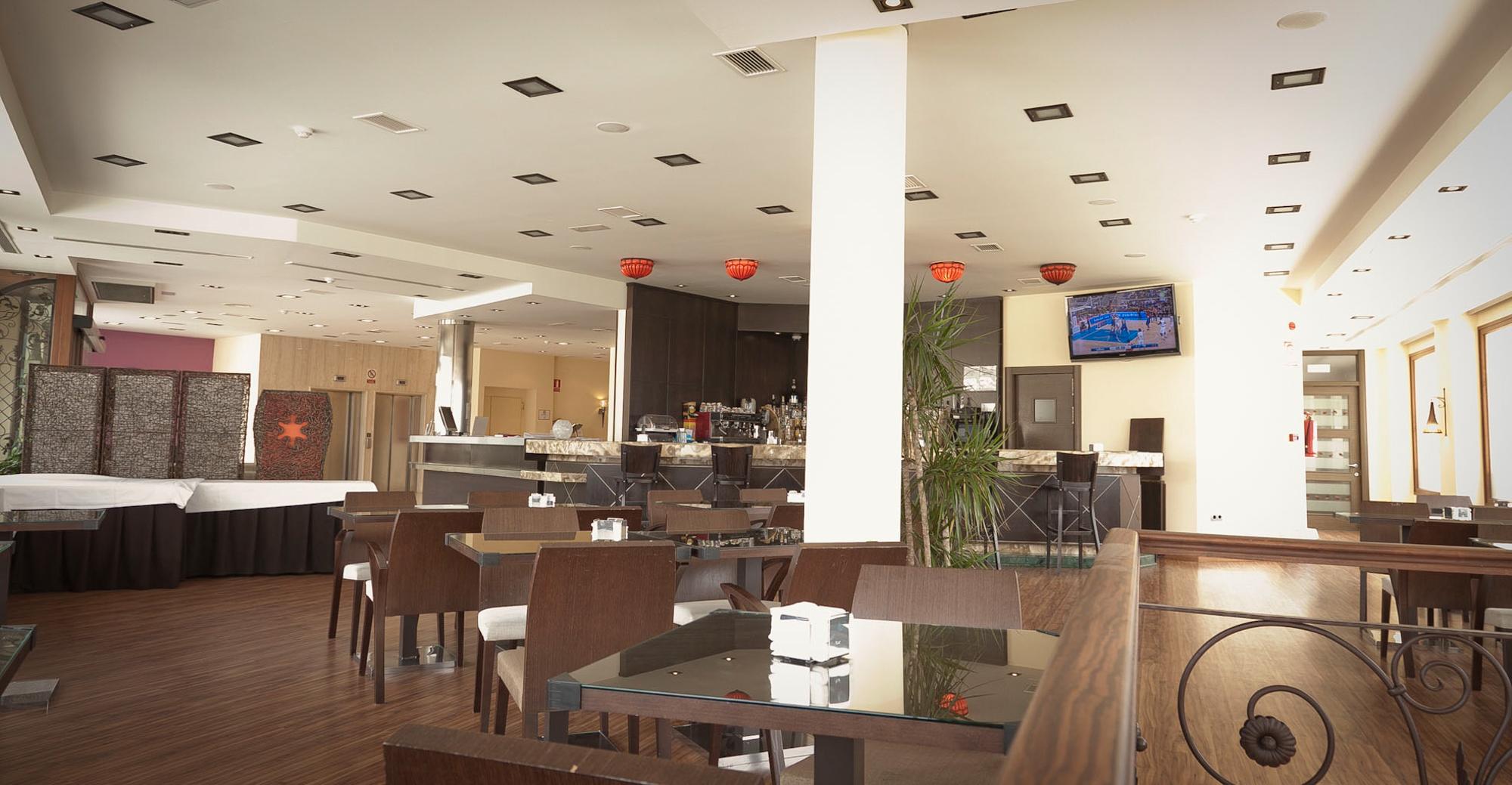 Hotel Campos De 바에자 외부 사진